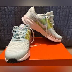 Nike Women's Light Blue and Yellow Athletic Shoes